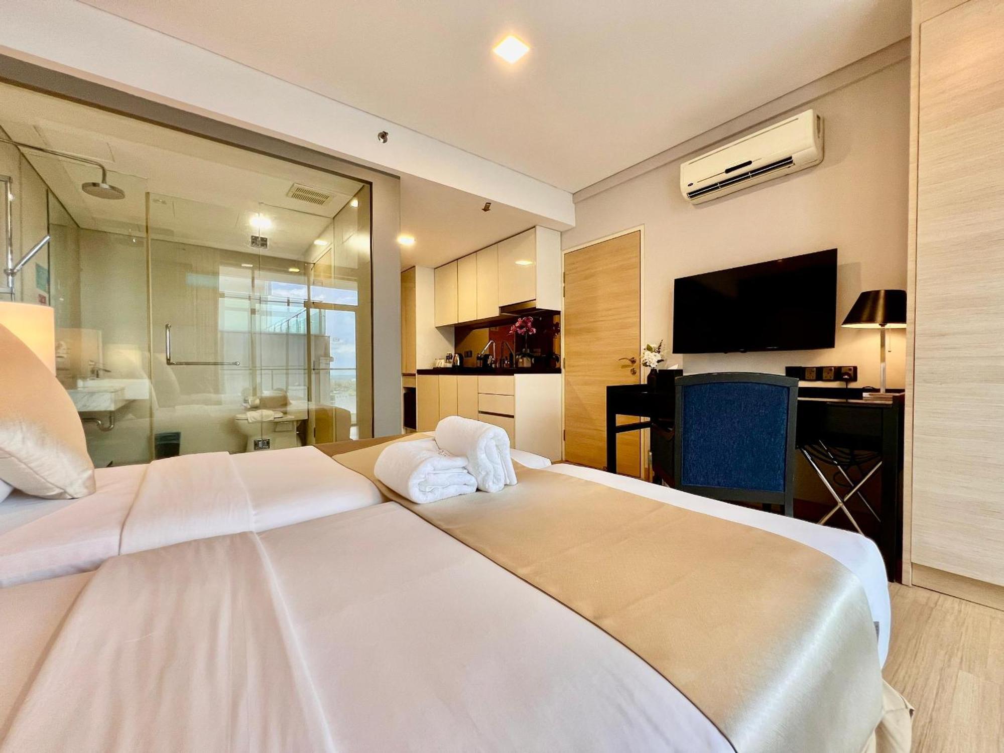 Asia Melaka Hotel Managed By The Straits Hotel & Suites Экстерьер фото