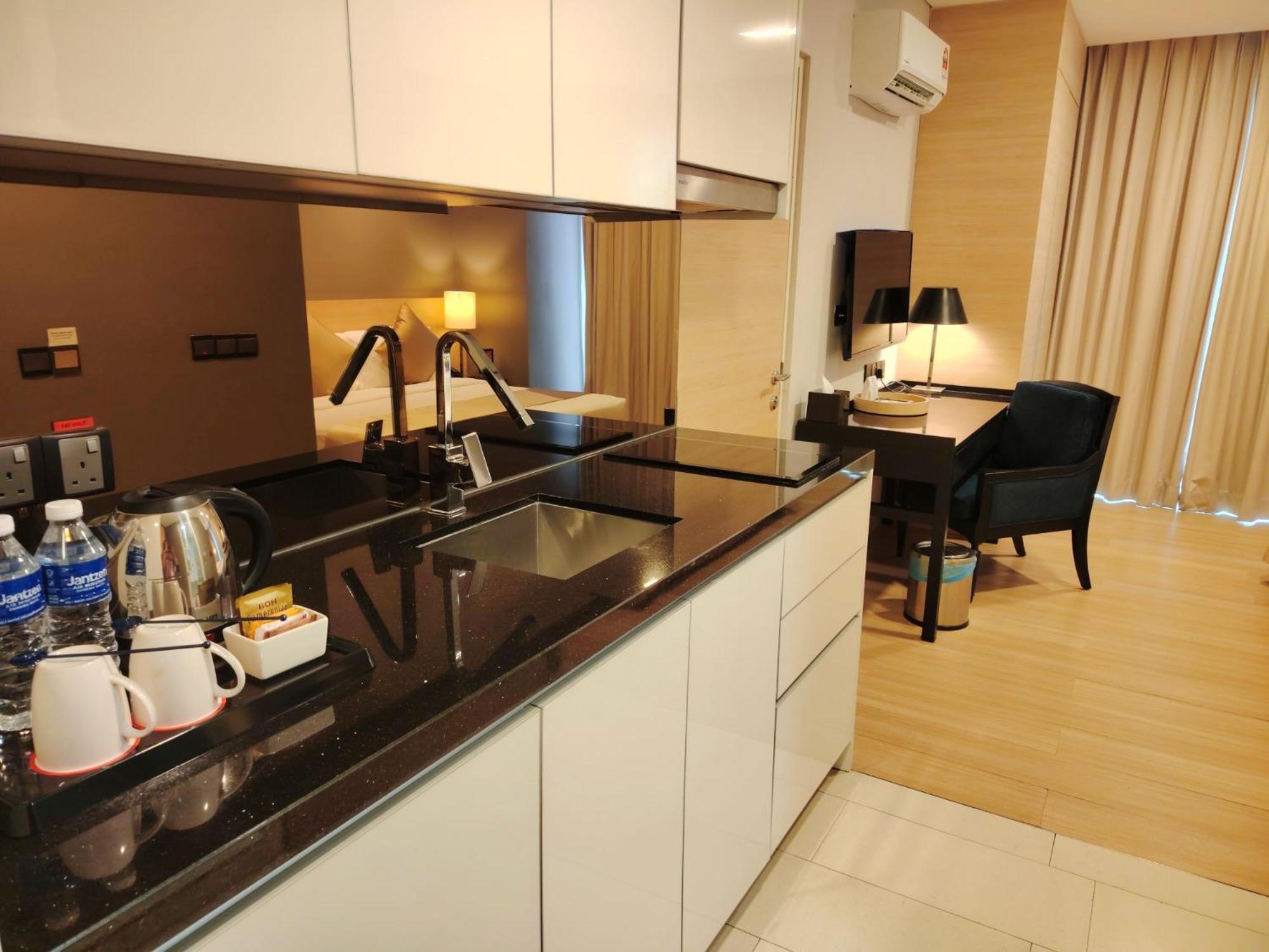 Asia Melaka Hotel Managed By The Straits Hotel & Suites Экстерьер фото